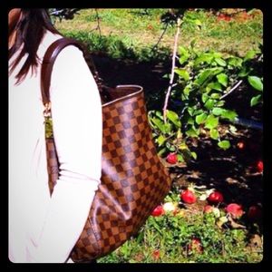 Louis Vuitton bag portobello pm damier